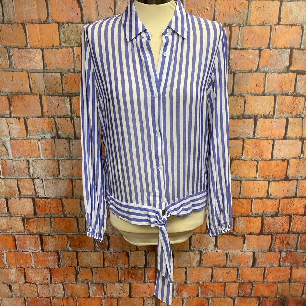 LC Lauren Conrad Tie Front Shirt